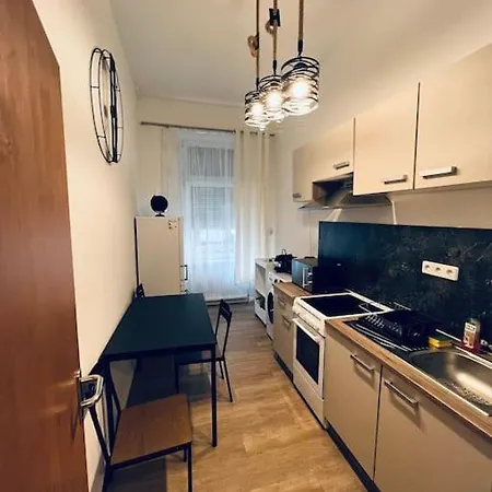 Gemutliches, Neues 2. Am Ufer Apartment *